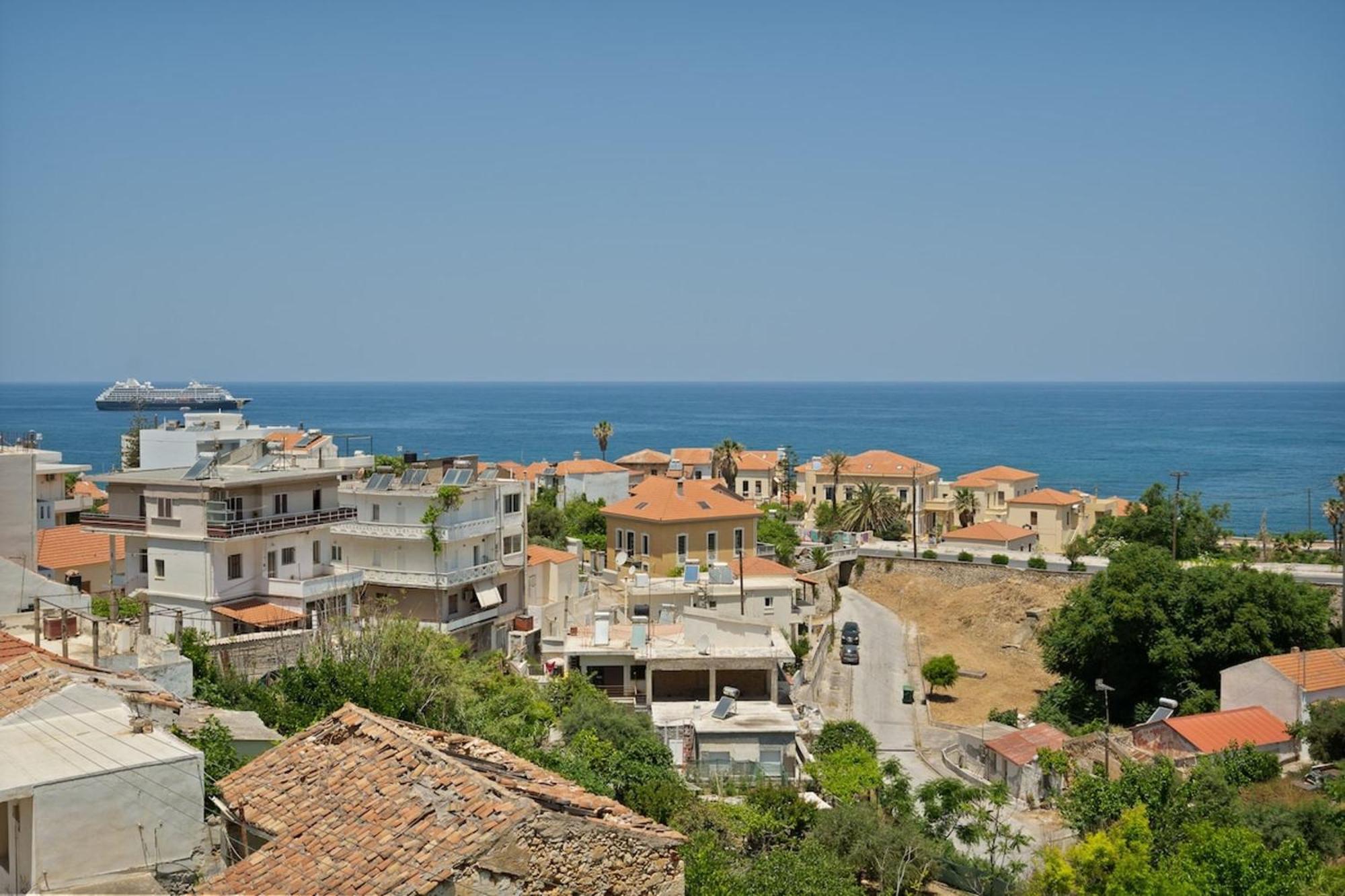 Sea City And Mountain View Apartment Chania  Exteriör bild