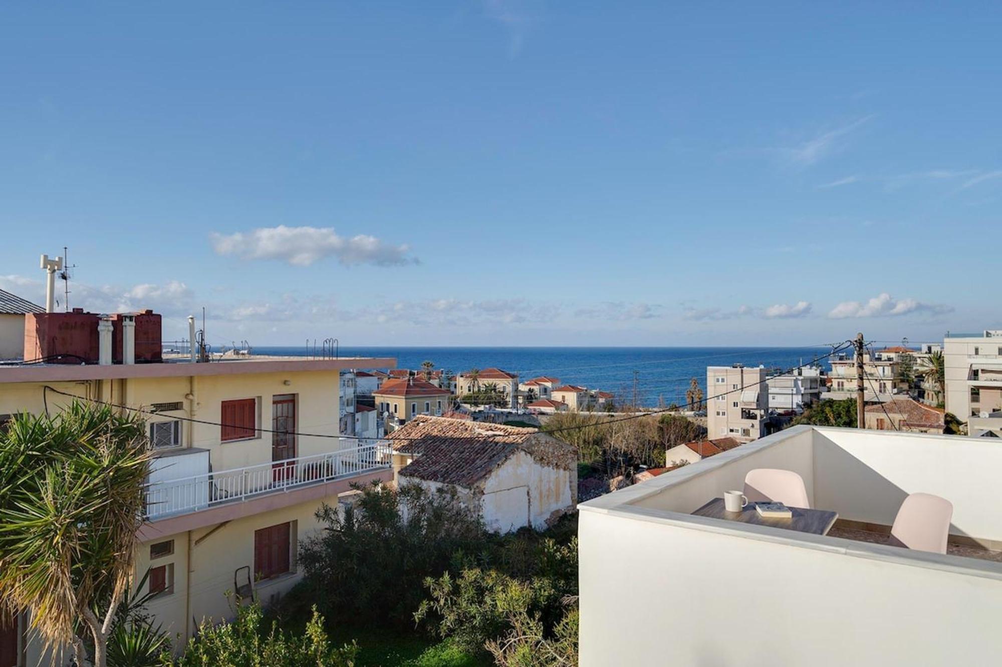 Sea City And Mountain View Apartment Chania  Exteriör bild