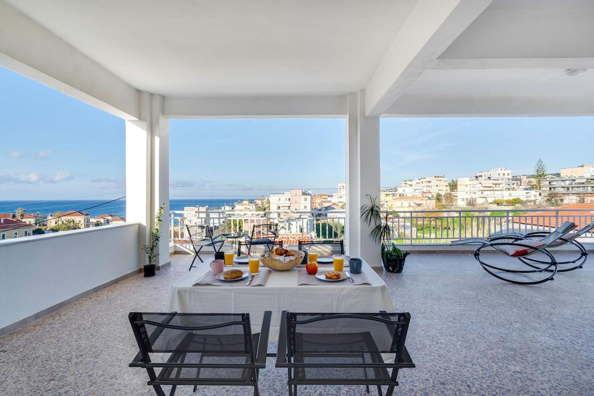 Sea City And Mountain View Apartment Chania  Exteriör bild